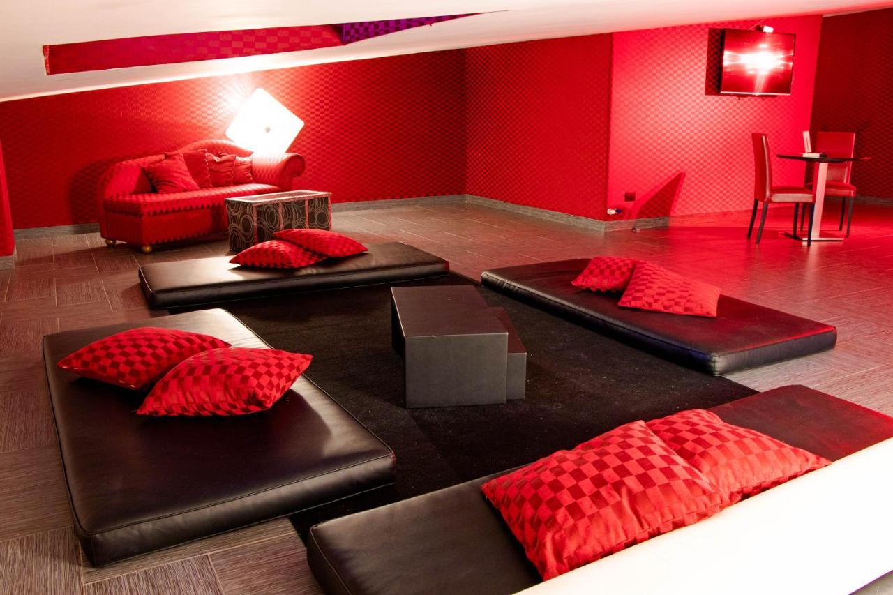 Hotel Masaniello Luxury Casoria Eksteriør billede