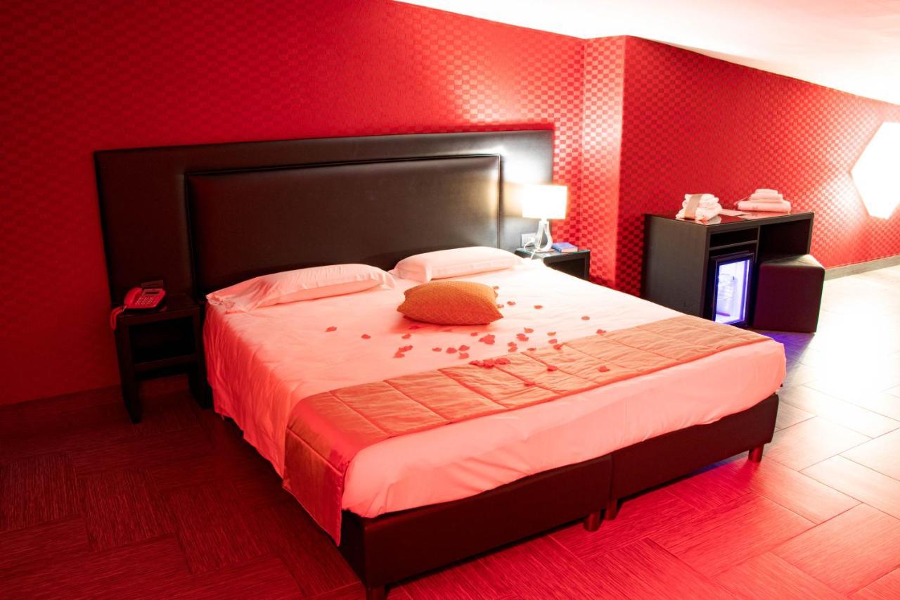 Hotel Masaniello Luxury Casoria Eksteriør billede