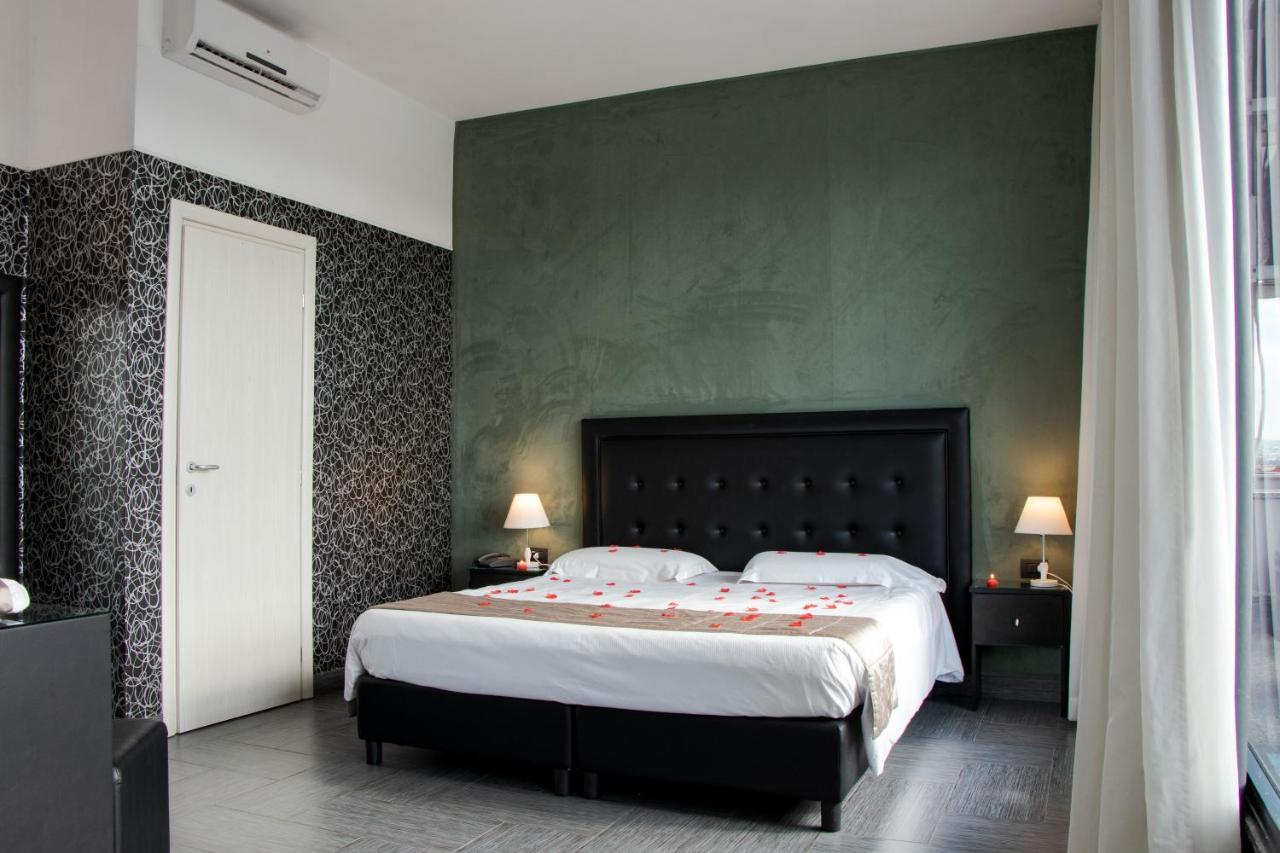 Hotel Masaniello Luxury Casoria Eksteriør billede