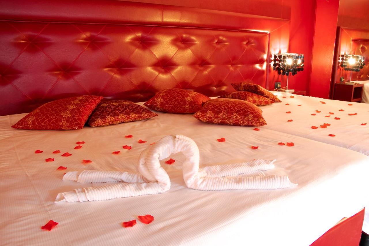 Hotel Masaniello Luxury Casoria Eksteriør billede