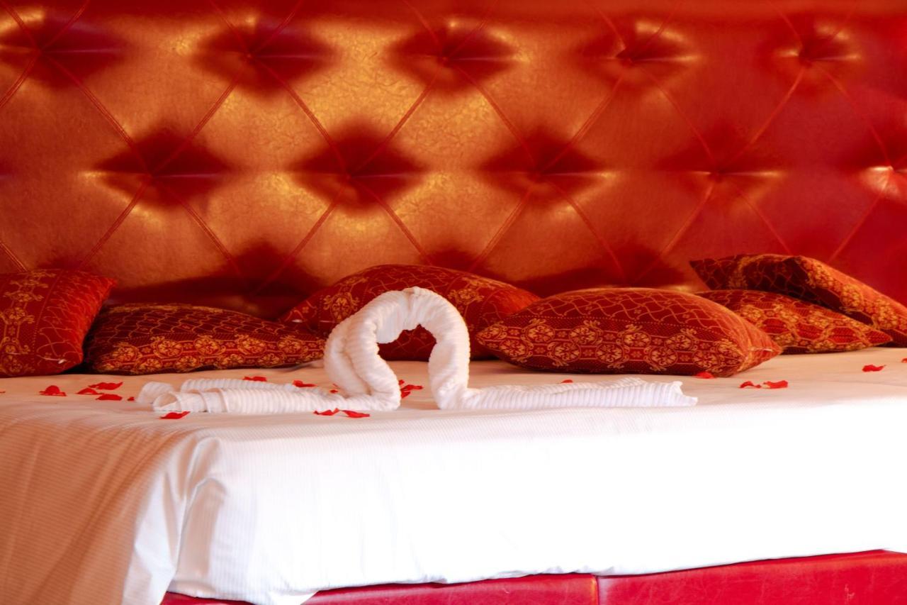 Hotel Masaniello Luxury Casoria Eksteriør billede